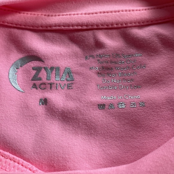 Zyia crop tops - Picture 2 of 4
